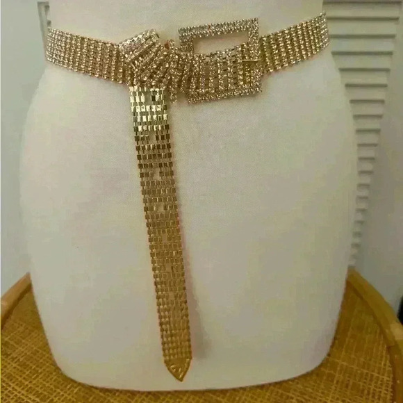 New NWT Rhinestone Belt w/Gold Adjustable - Picture 1 of 7